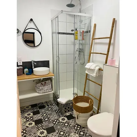 Appartement Cosy Et Moderne Rodilhan